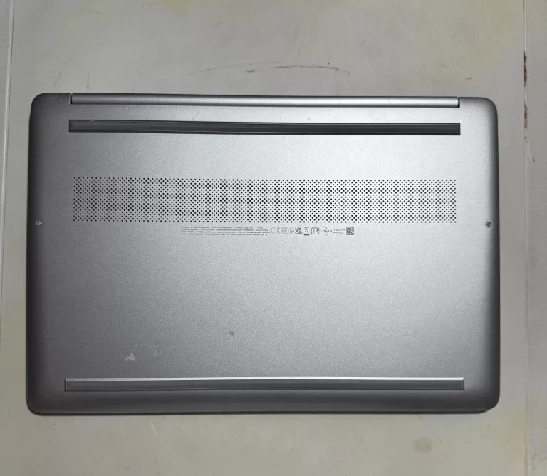 LAPTOP HP 15S-EQ2470NW RYZEN 3 RAM 8 GB SSD 512 GB SREBRNY