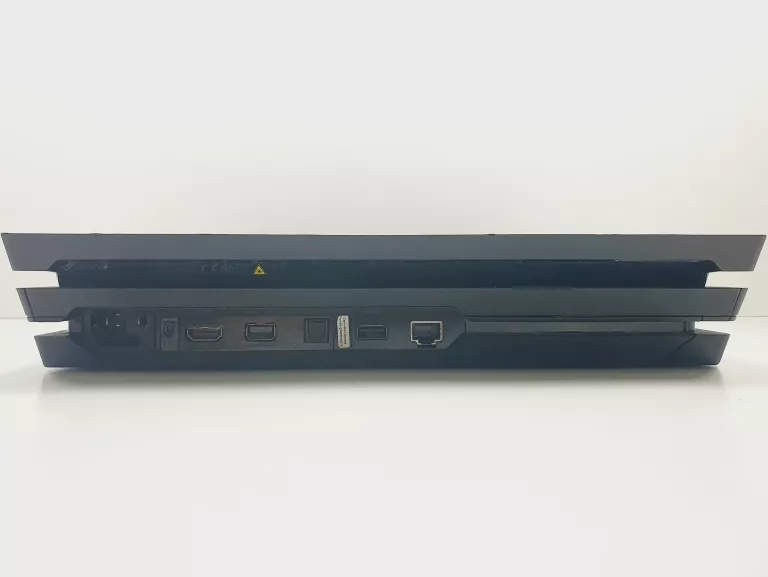 KONSOLA PS4 PRO CUH-7116B 1TB PAD