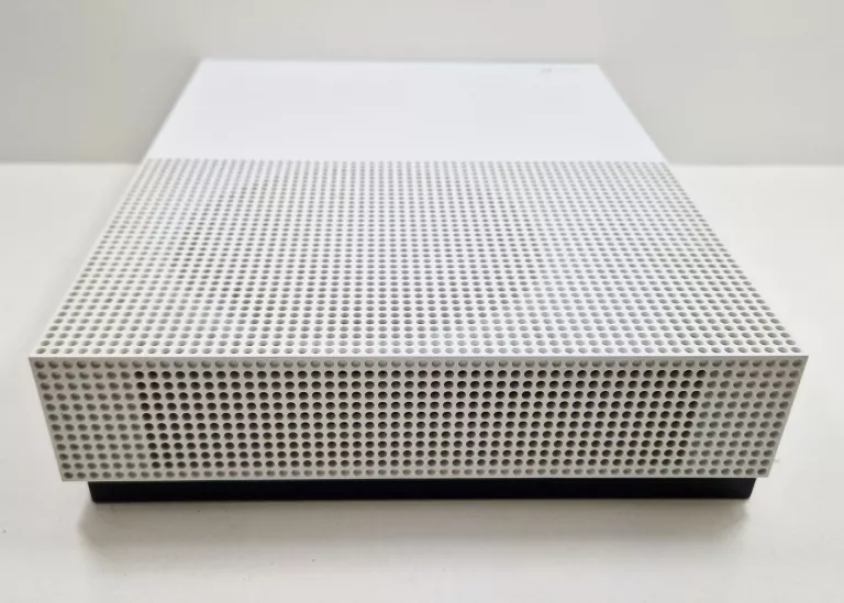 KONSOLA XBOX ONE S 1TB + PAD