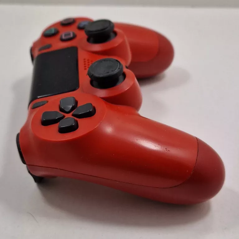 KONSOLA SONY PS4 SLIM CUH-2016A 500 GB + PAD + KABEL