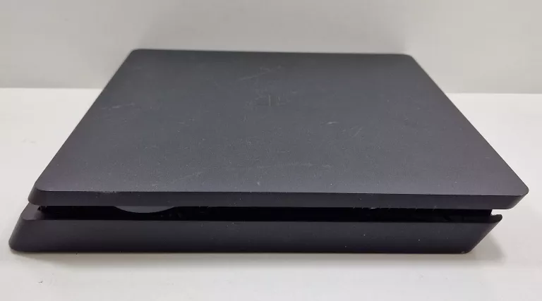 KONSOLA SONY PS4 SLIM CUH-2016A 500 GB + PAD + KABEL