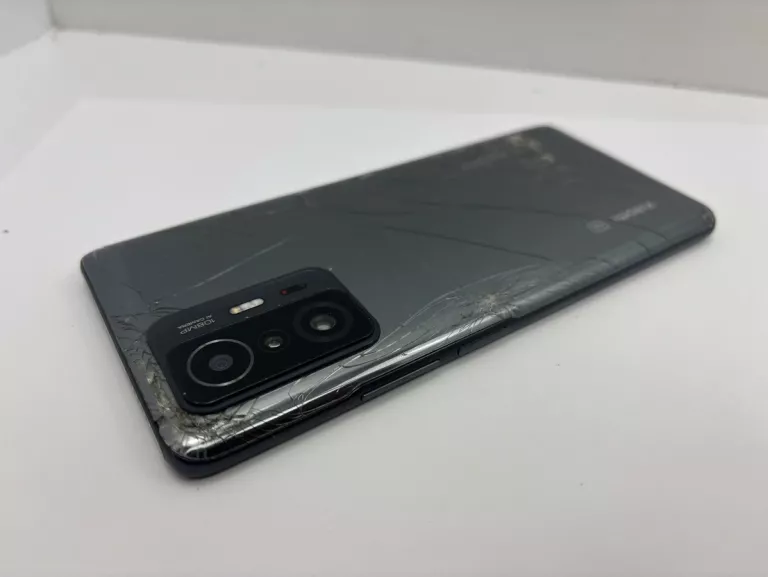 TELEFON XIAOMI 11 T 128/8 PLECKI POBITY MOCNO TYŁ