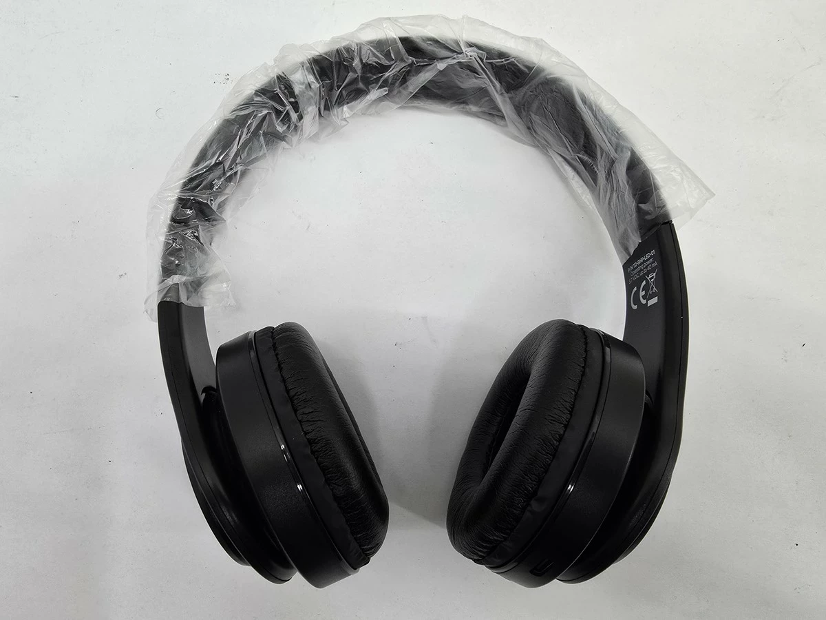 sluchawki-elta-germany-leed-01-nauszne-czarne-kolor-dominujacy-129357-3