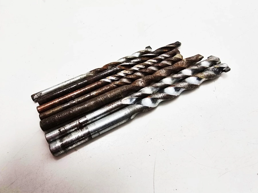 wkretarka-blackdecker-bdchd18-18v-2x-aku-2ah-lad-walizka-rodzaj-silnika-204657-221321