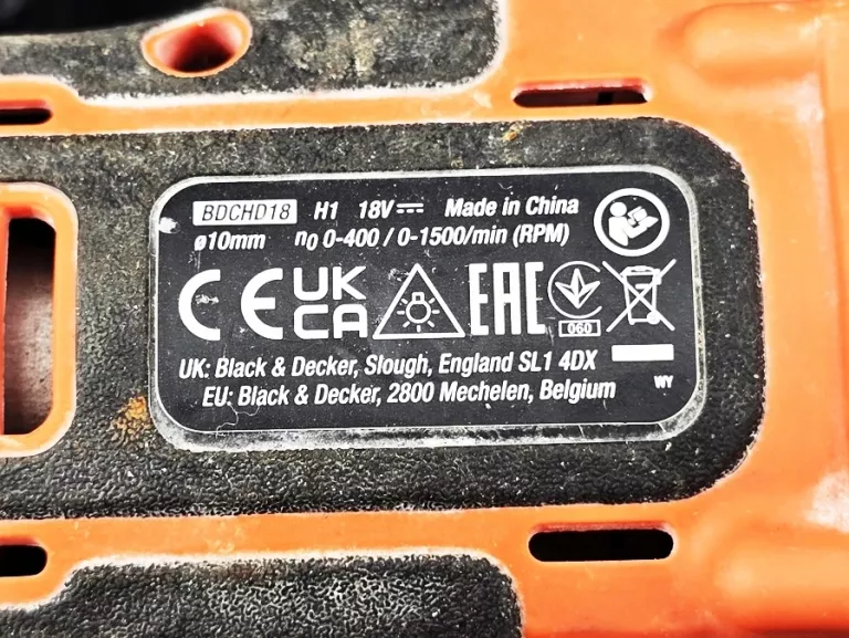 wkretarka-blackdecker-bdchd18-18v-2x-aku-2ah-lad-walizka-napiecie-v-128551-6