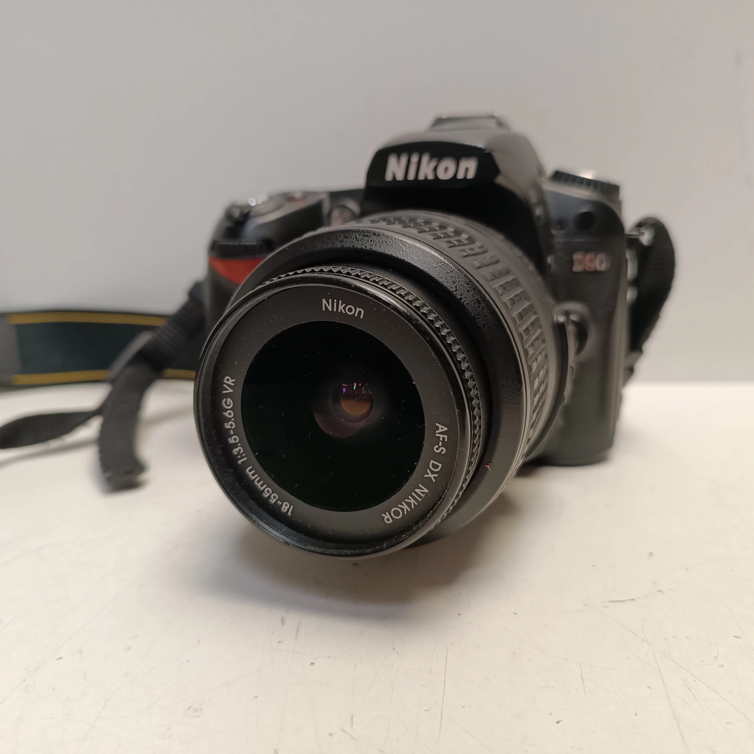 aparat-nikon-d90-obiektyw-i-ladowarka-rozdzielczosc-1230