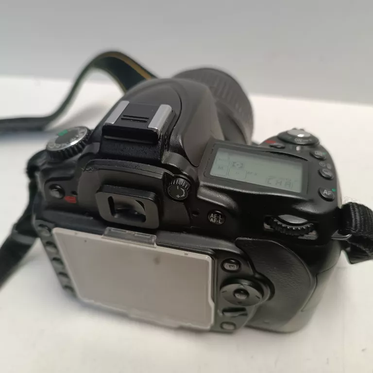 aparat-nikon-d90-obiektyw-i-ladowarka-jakosc-video-206962-228942