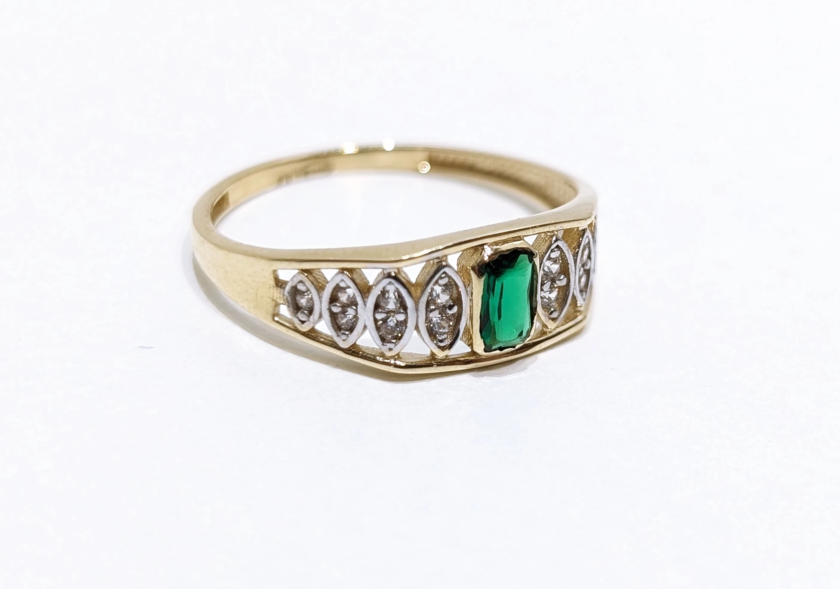 zloty-pierscionek-z-cyrkonia-r18-pr-585-14k-kamien-17088-128