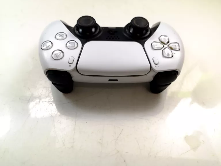 konsola-playstation-5-stan-11323-2