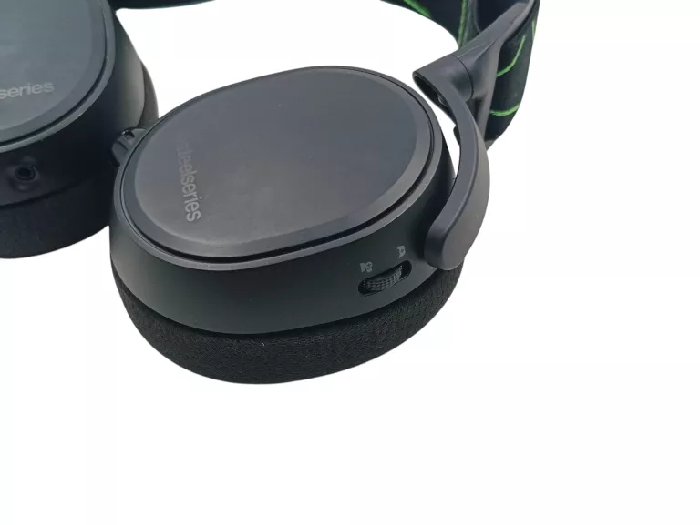 sluchawki-steelseries-arctis-9x-bezprzewodowe-nauszne-kod-producenta-61483