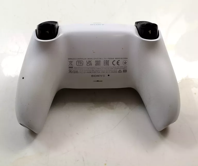 konsola-playstation-5-kod-producenta-cfi-1016b