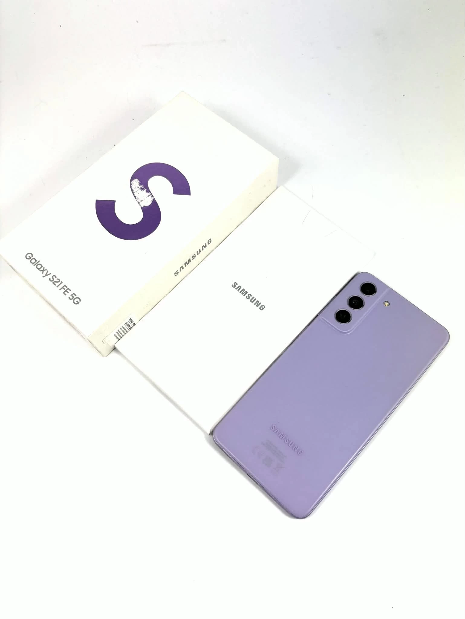 telefon-samsung-galaxy-s21-fe-6128gb-rynek-25-wrzesnia