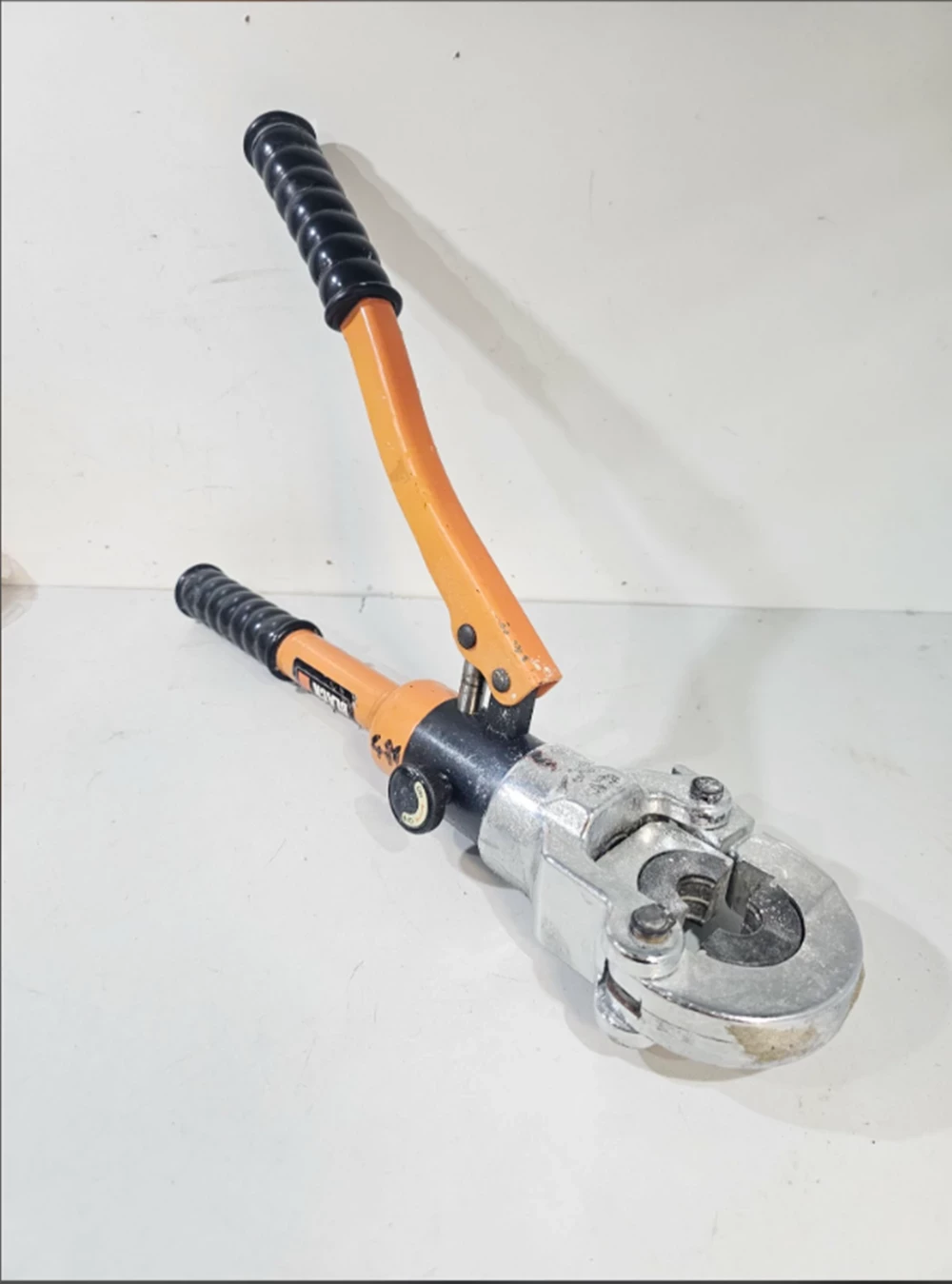 praska-prasa-zaciskarka-hydrauliczna-do-rur-pex-reczna-u-360-o-16-32-mm-rodzaj-223941-306561