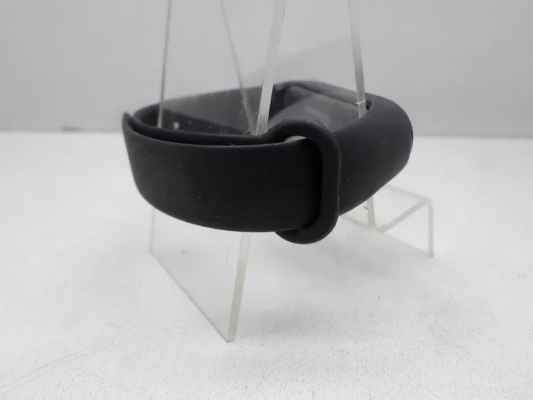 smart-bracelet-m4-model-249460-1651273