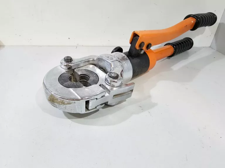 praska-prasa-zaciskarka-hydrauliczna-do-rur-pex-reczna-u-360-o-16-32-mm-ean-gtin-5905427501084