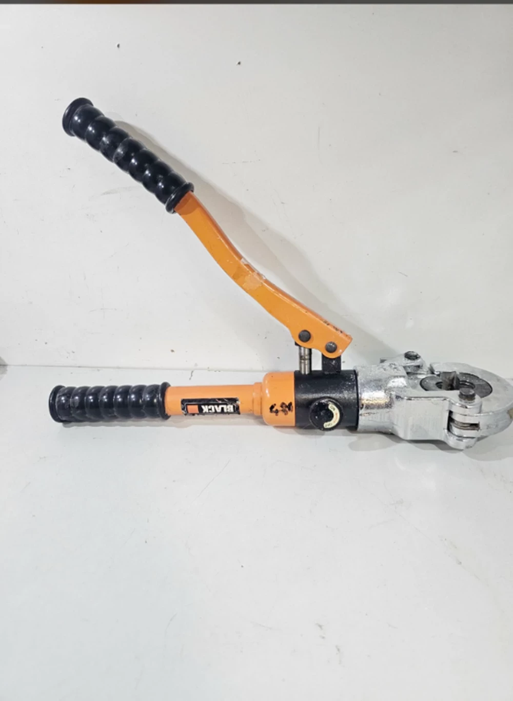 praska-prasa-zaciskarka-hydrauliczna-do-rur-pex-reczna-u-360-o-16-32-mm-trzebnicka-561c-wroclaw-gracja