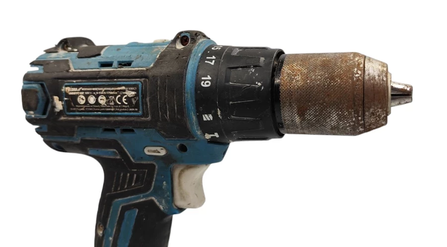 wkretarka-dedra-ded7042-18-v-2-x-aku40ah-ladowarka-ean-gtin-5902628704207