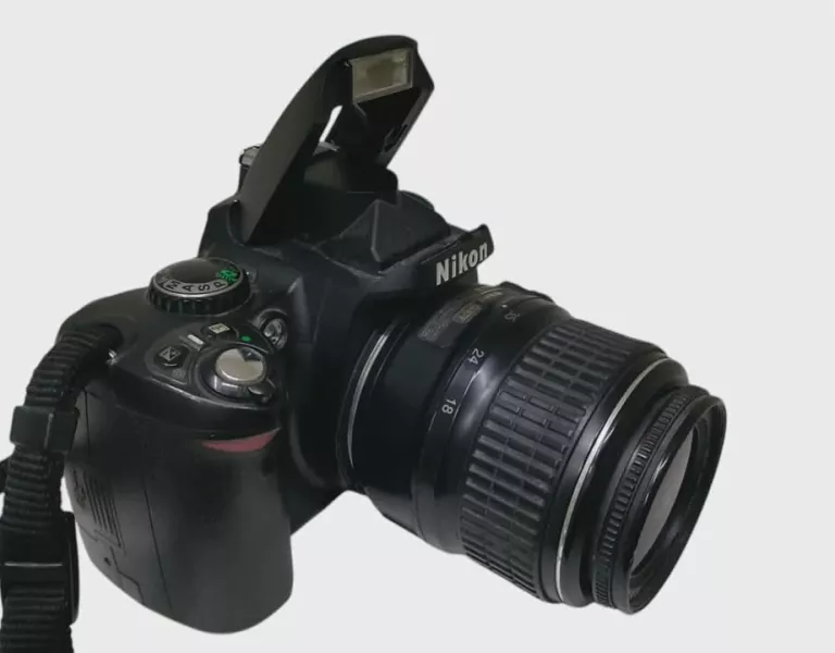 lustrzanka-nikon-d40-stan-11323-2