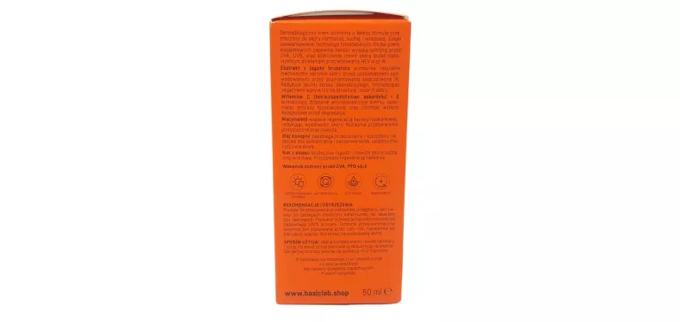 basiclab-lekki-krem-ochronny-spf-50-50-ml-zastosowanie-250390-1895992