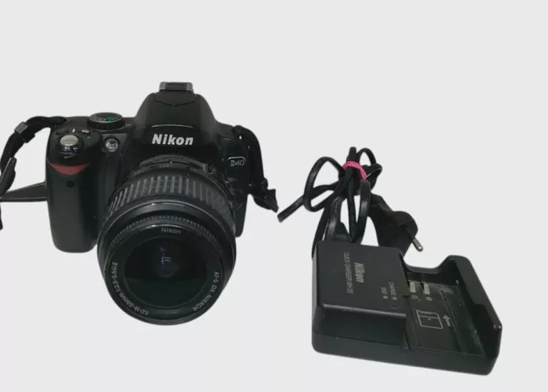 lustrzanka-nikon-d40-rynek-4-staszow