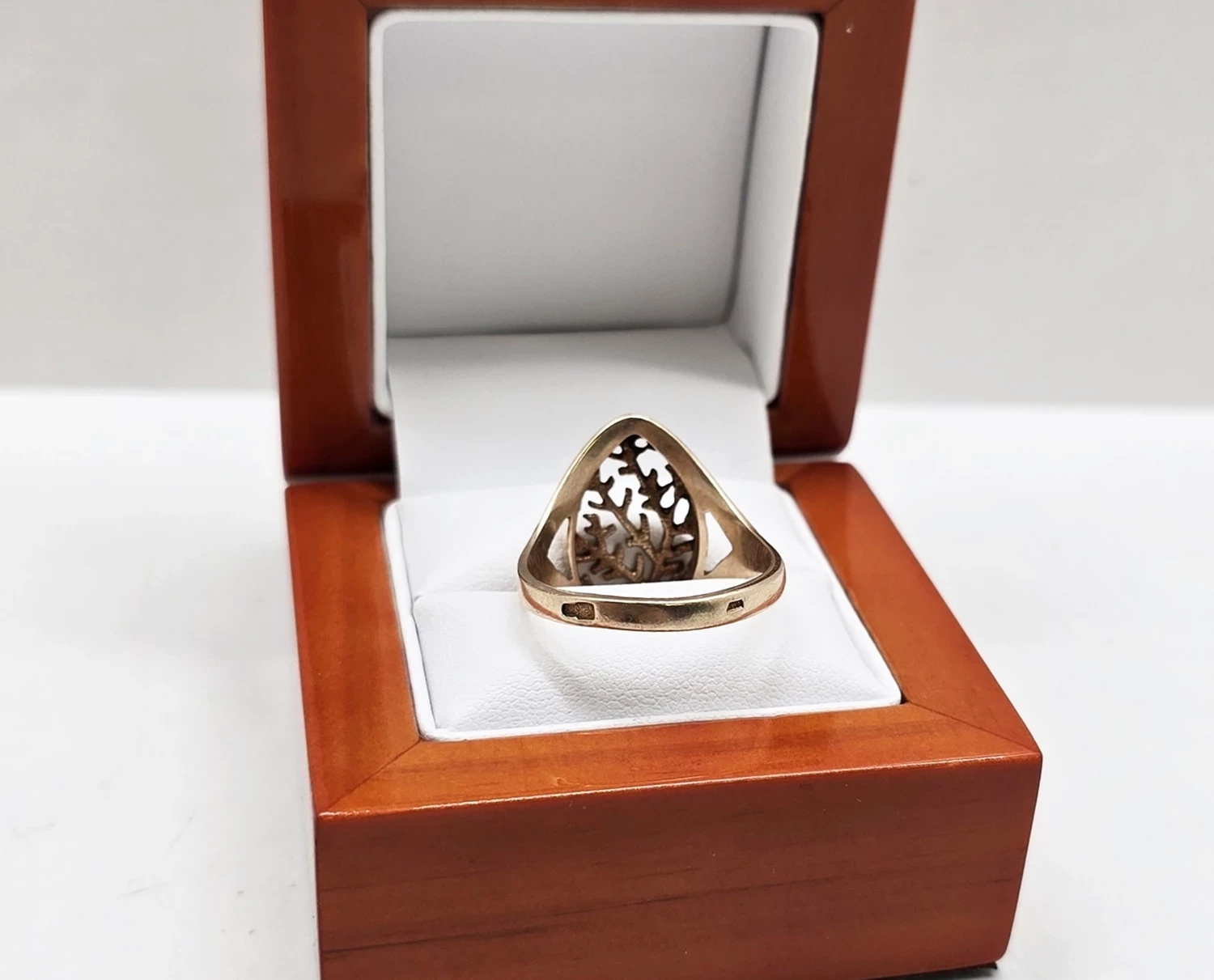 wyrob-jubilerski-uzywany-zloty-pierscionek-rodzaj-2205-16