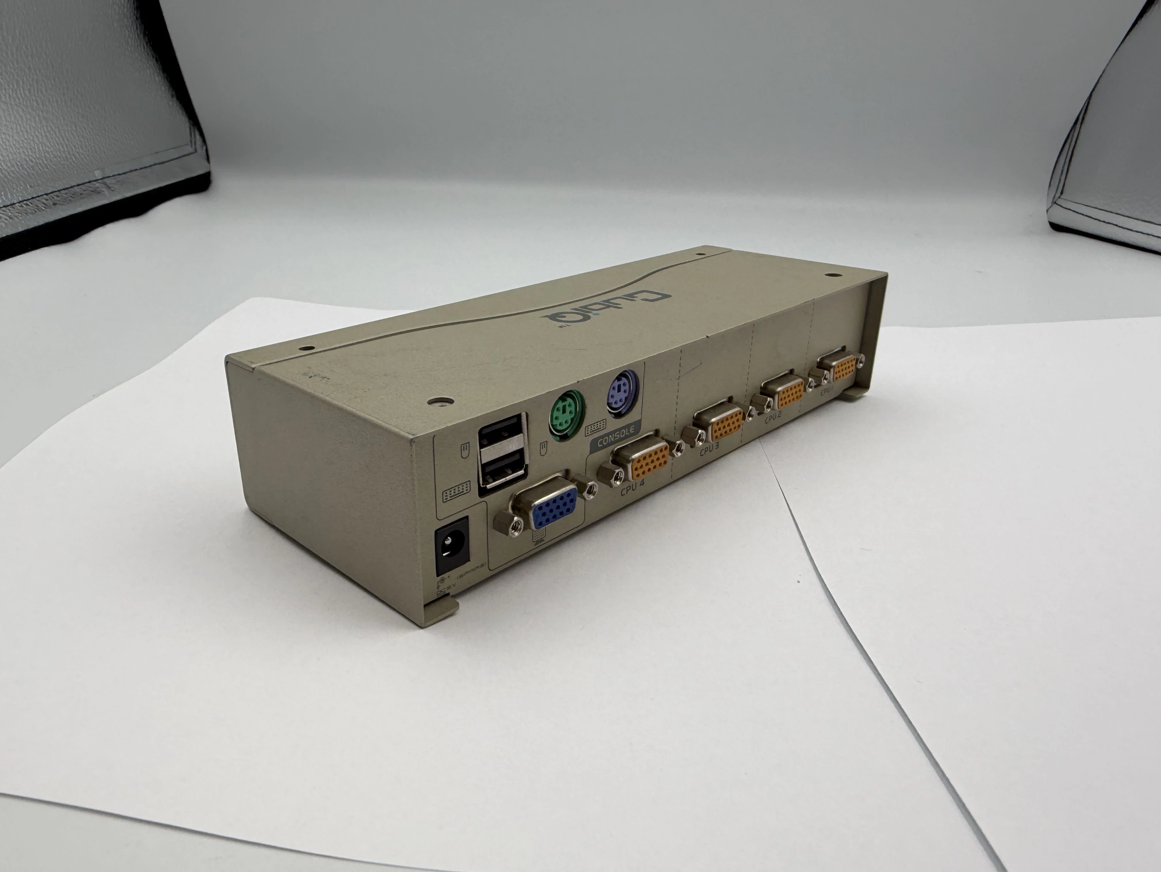 4-portowy-przelacznik-cubiq-aten-cs84u-liczba-komputerow-242865-471201