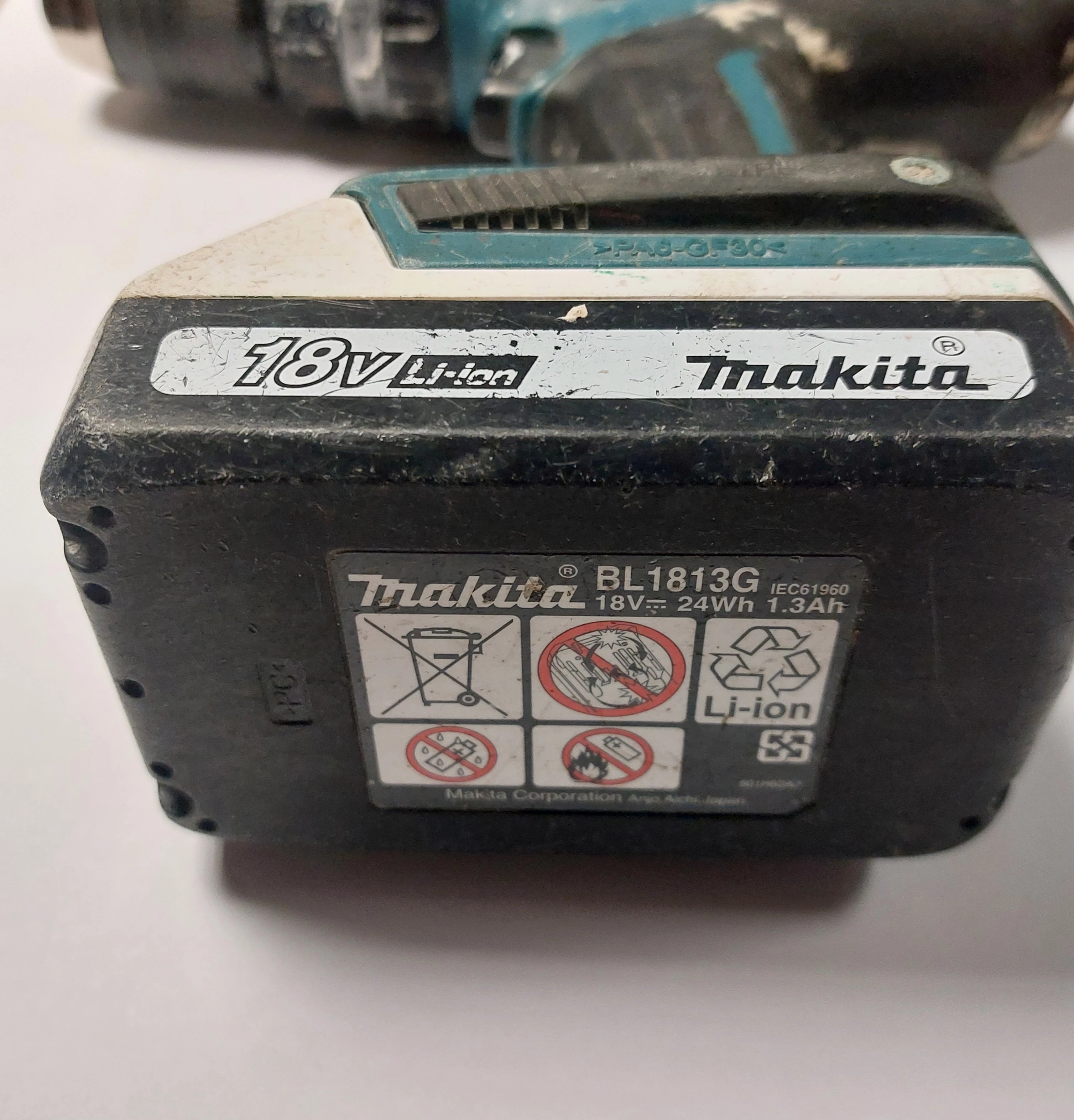 wkretarka-makita-hp457d-bateria-13ah-stan-11323-2
