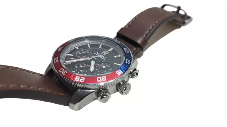 tommy-hilfiger-th85-chronograph-ean-gtin-4903025402094