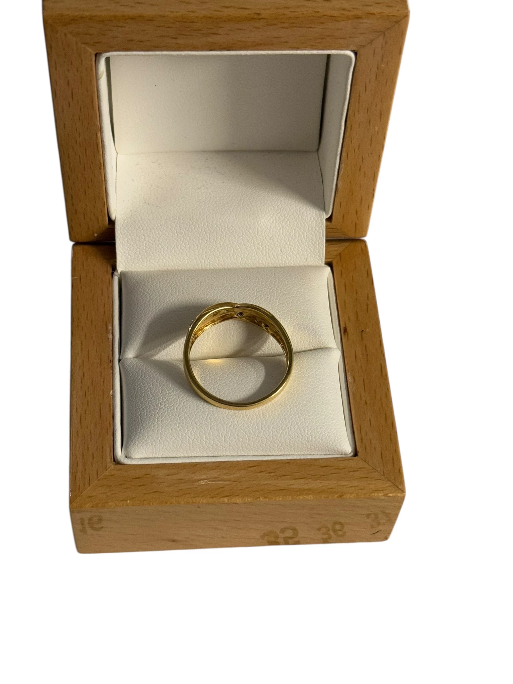 piekny-zloty-pierscionek-750p-kamien-17088-128