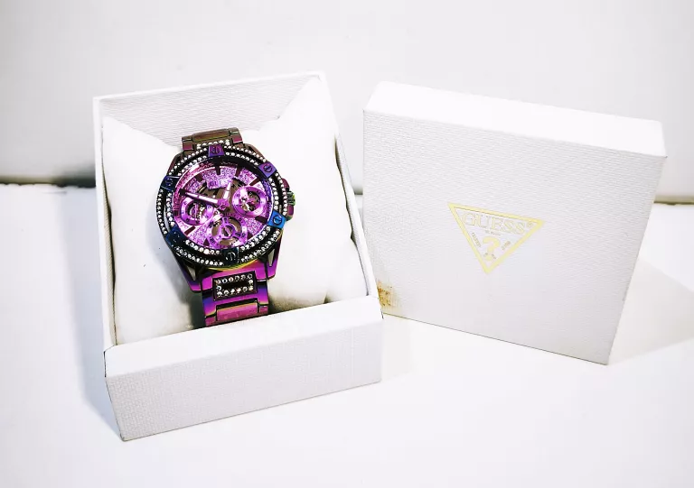 zegarek-damski-guess-gw0464l4-jana-pawla-ii-41a-warszawa