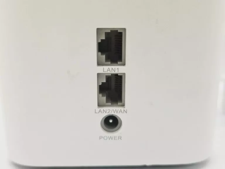 router-stacjonarny-speedbox-router-5g-cpe-3-h135-380-stan-11323-2