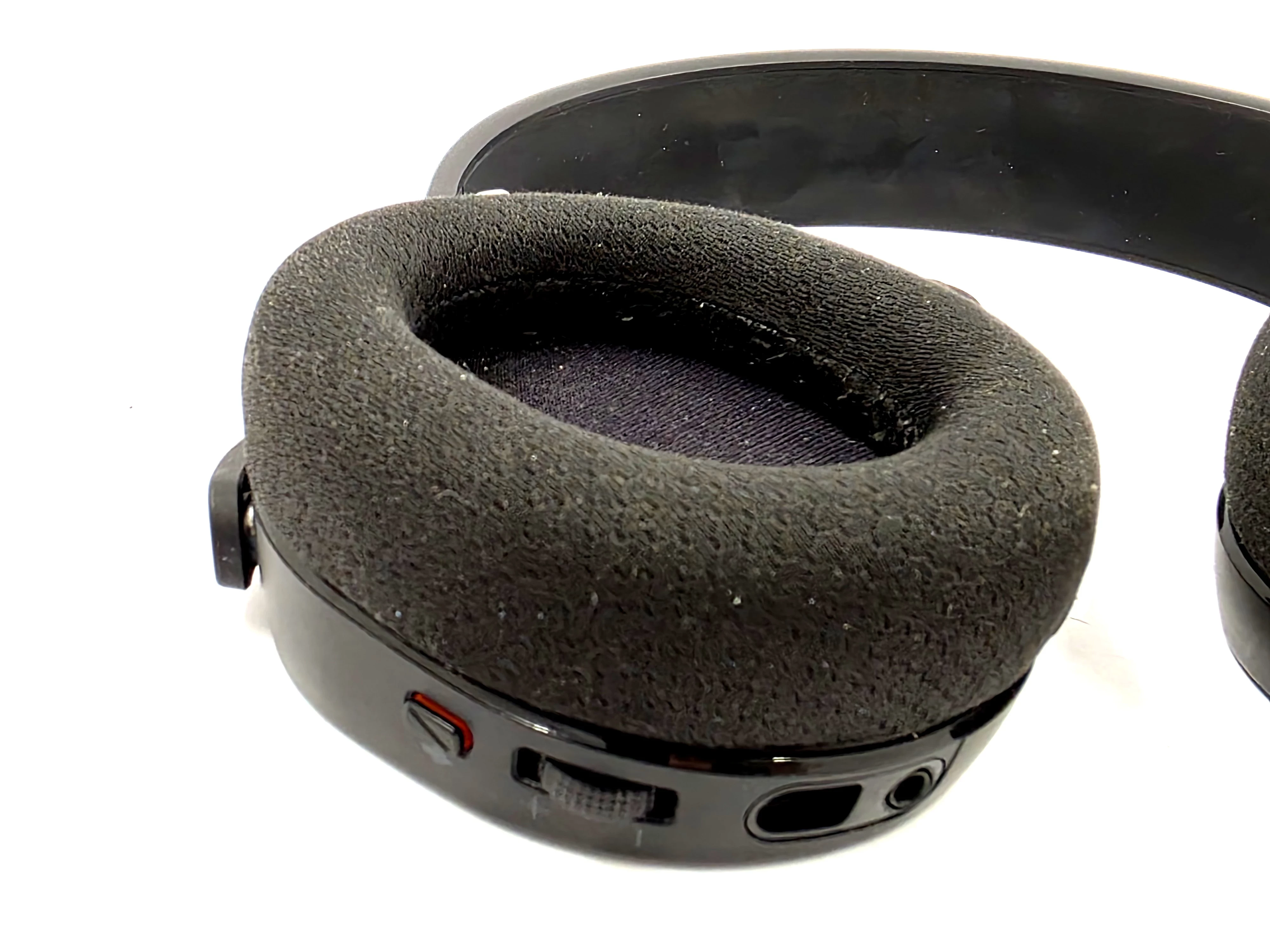 sluchawki-gamingowe-steelseries-arctics-3-ps-4-ps5-xbox-switch-pc-material-203673-217721