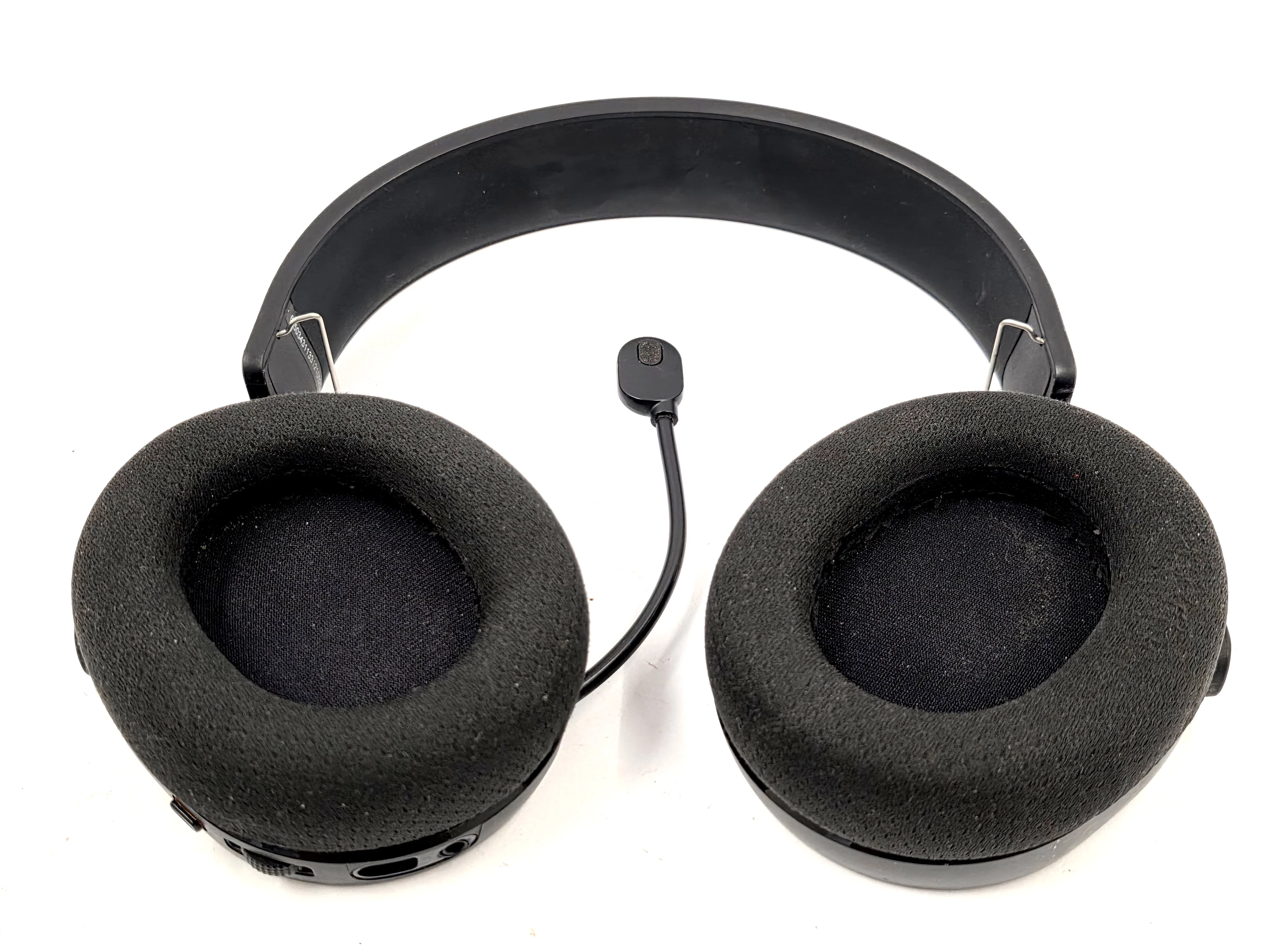 sluchawki-gamingowe-steelseries-arctics-3-ps-4-ps5-xbox-switch-pc-waga-produktu-z-opakowaniem-jednostkowym-0500