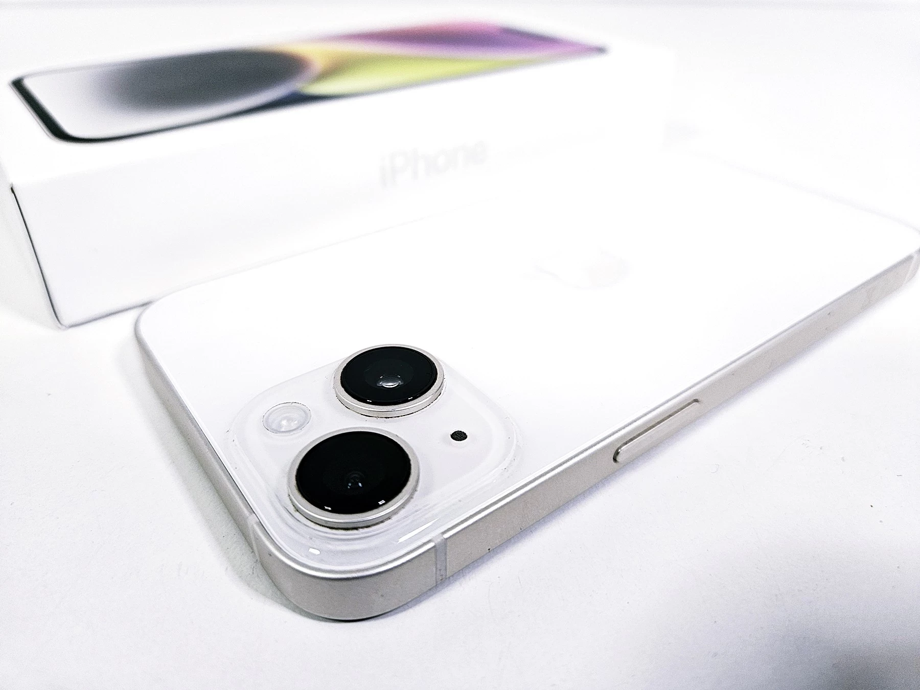 telefon-apple-iphone-14-128gb-bat-87-pudelko-kabel-pamiec-ram-202865-214117