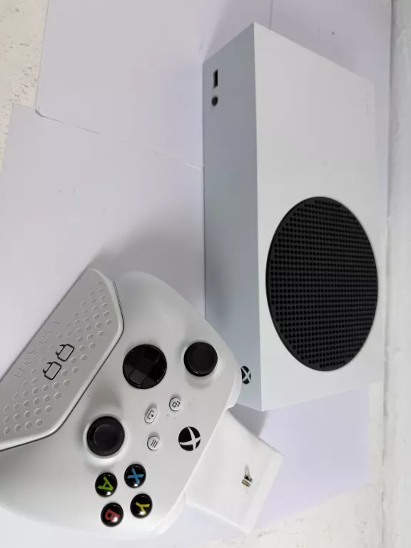 konsola-xbox-series-512gb-stan-11323-2