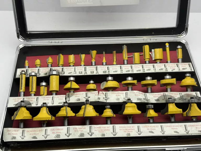 awtools-zestaw-frezow-do-drewna-35-el-walizka-ean-5902198745471-zastosowanie-25168-65536