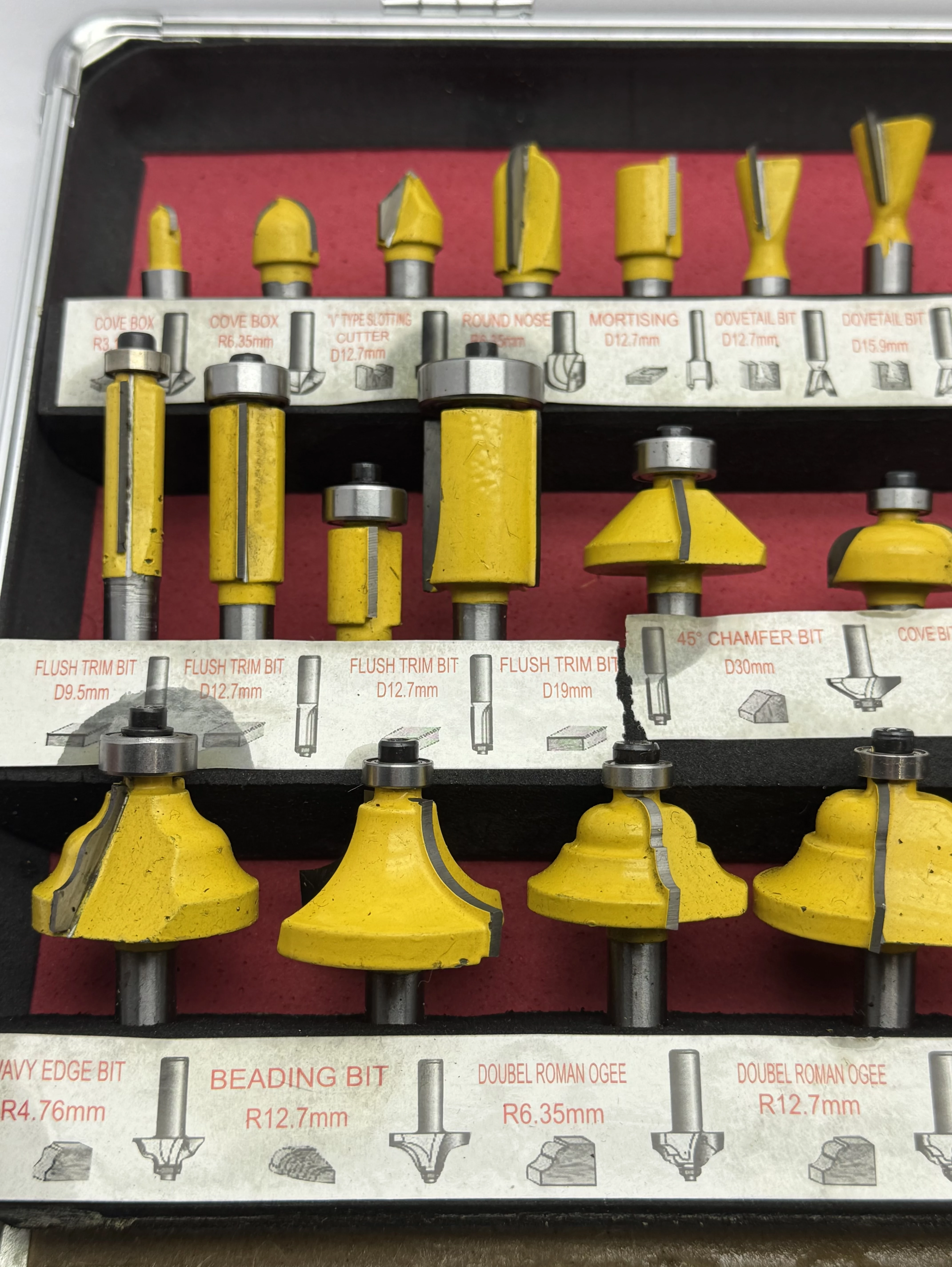 awtools-zestaw-frezow-do-drewna-35-el-walizka-ean-5902198745471-rodzaj-frezu-25289-4096