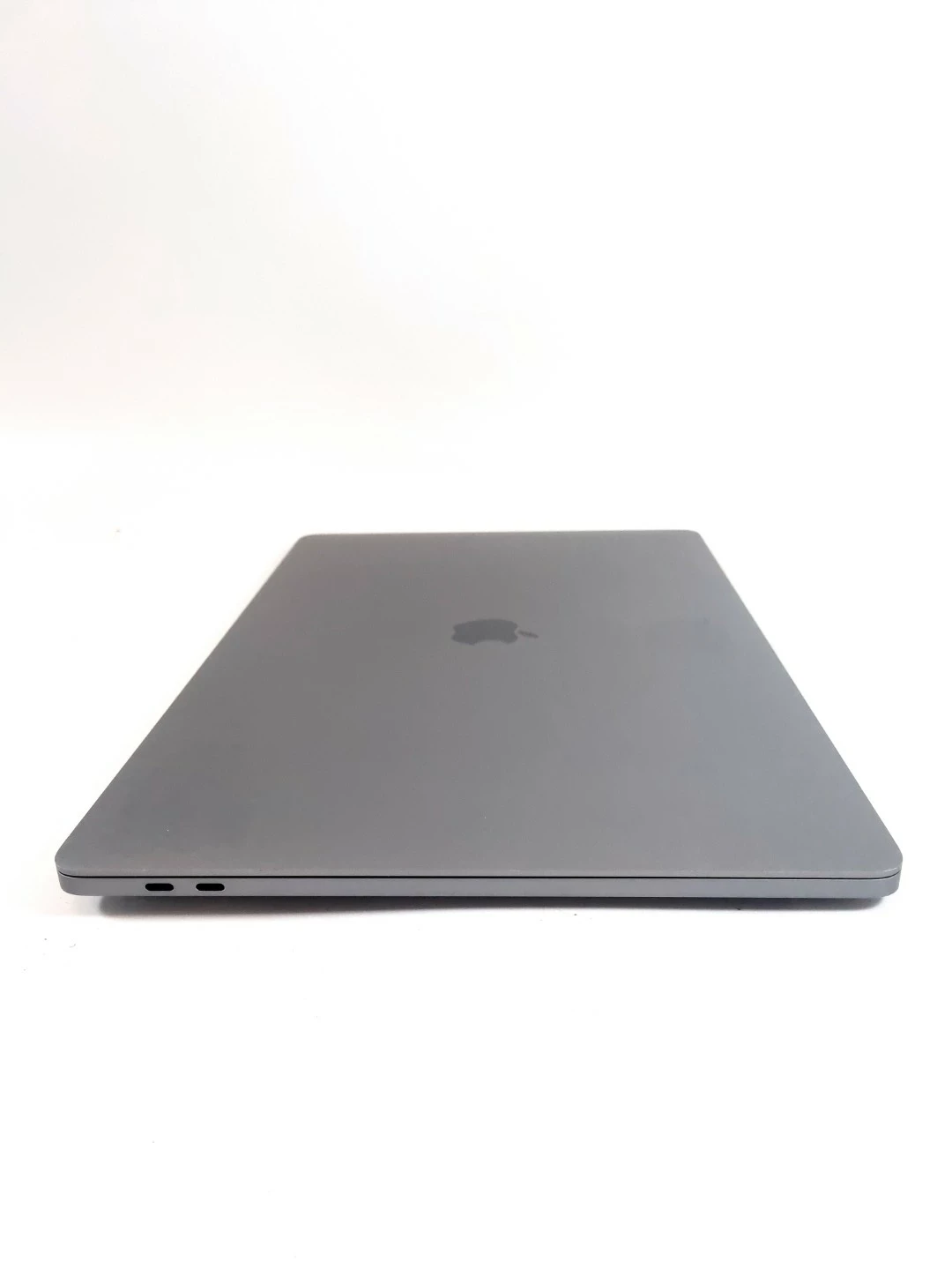 laptop-apple-macbook-pro-16-a2141-2019-16-intel-core-i7-16-gb-512-gb-l-kod-producenta-apple