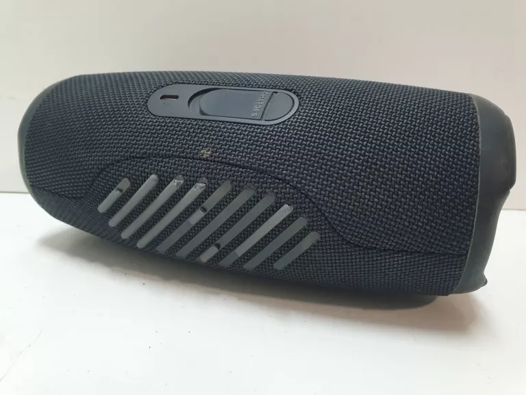 glosnik-jbl-charge-5-funkcje-221089-4