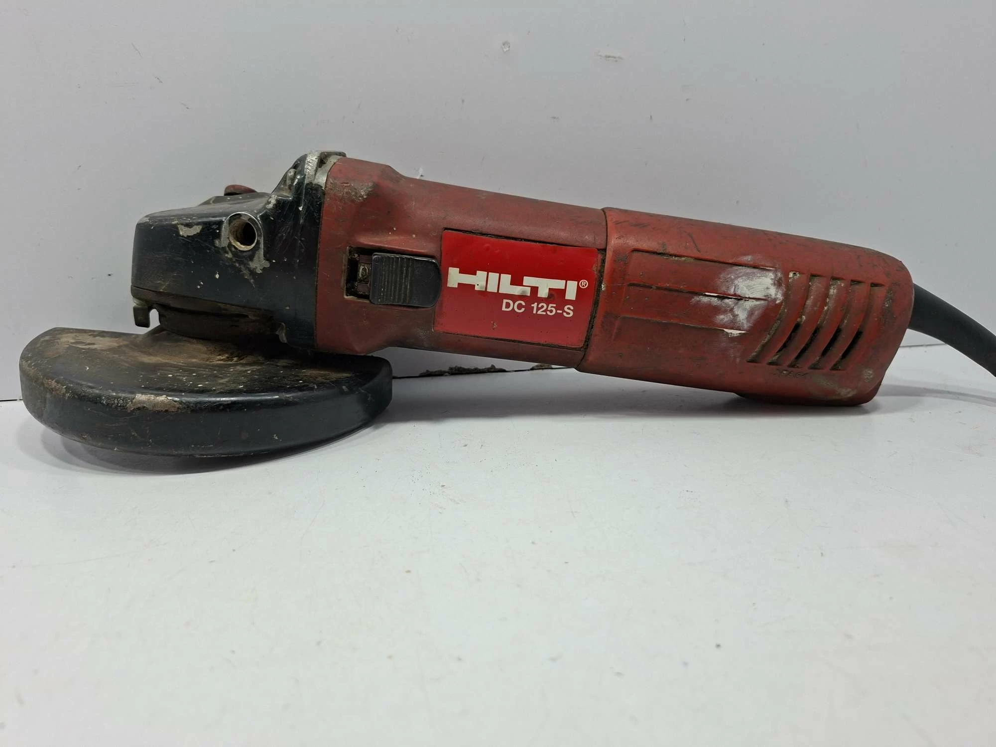 szlifierka-katowa-hilti-dc-125s-1400w-bielska-45-plock