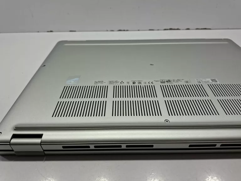 laptop-dell-pro-16-plus-i7-ultra-32-gb-ram-512-ssd-przekatna-ekranu-1600