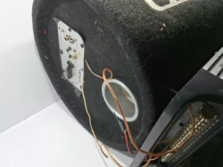 wzmacniacz-samochodowy-pro-1300-glosnik-stan-11323-2