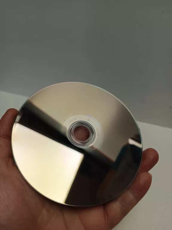 ps3-uncharted-2-wersja-jezykowa-216085-2