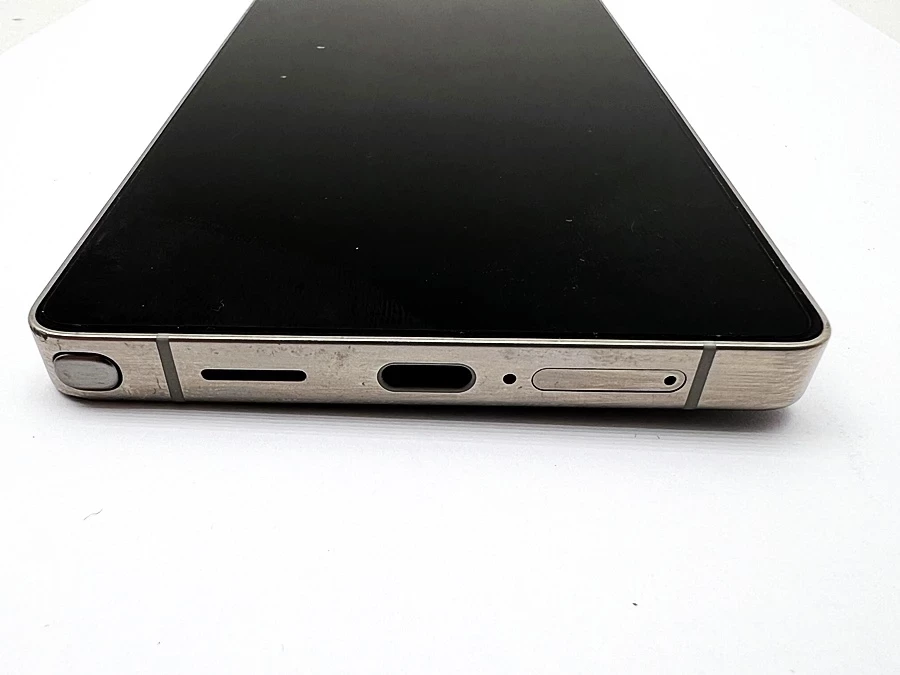 telefon-samsung-galaxy-s25-ultra-przekatna-ekranu-690