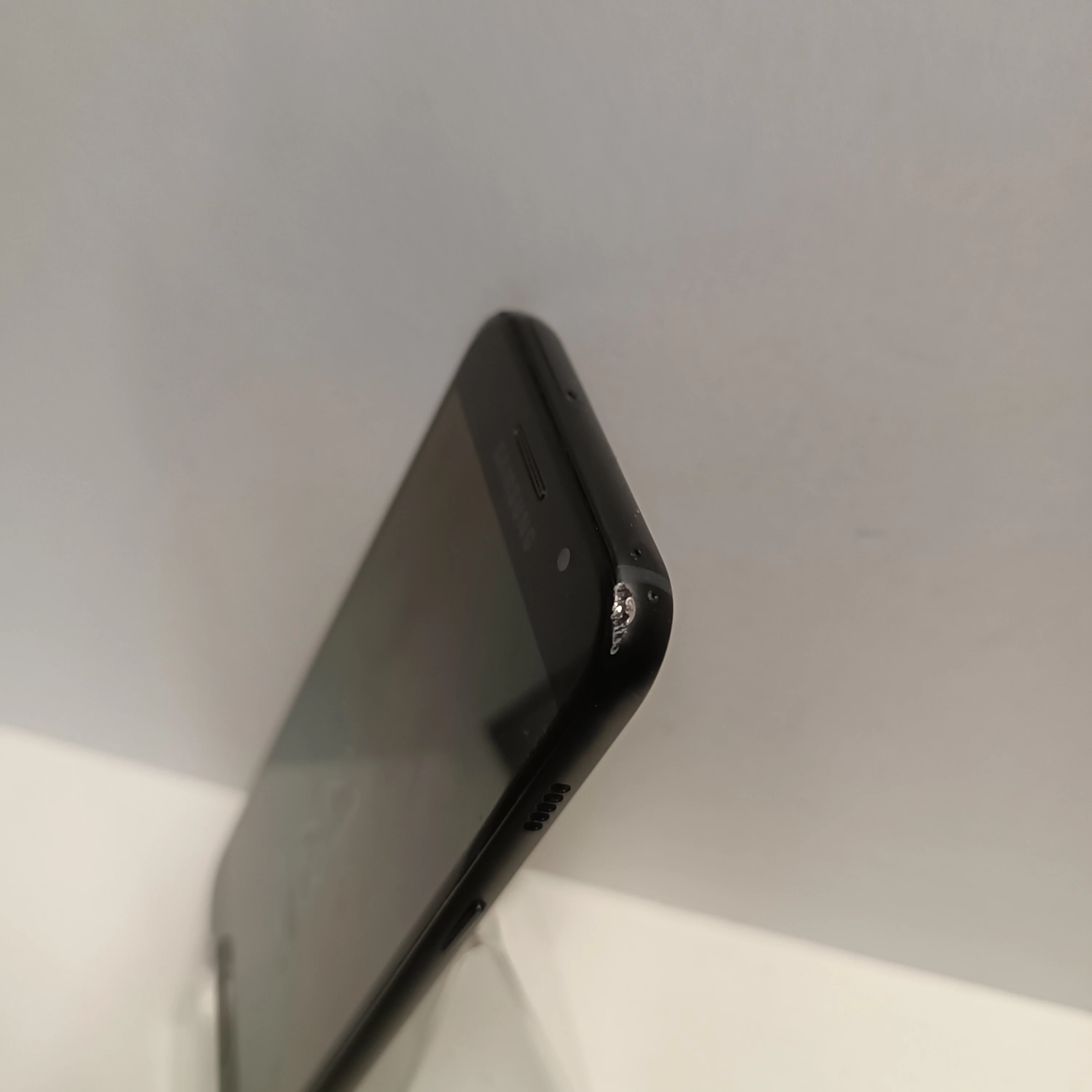 telefon-samsung-galaxy-a3-2017-kod-producenta-sm-a320fzknxeo