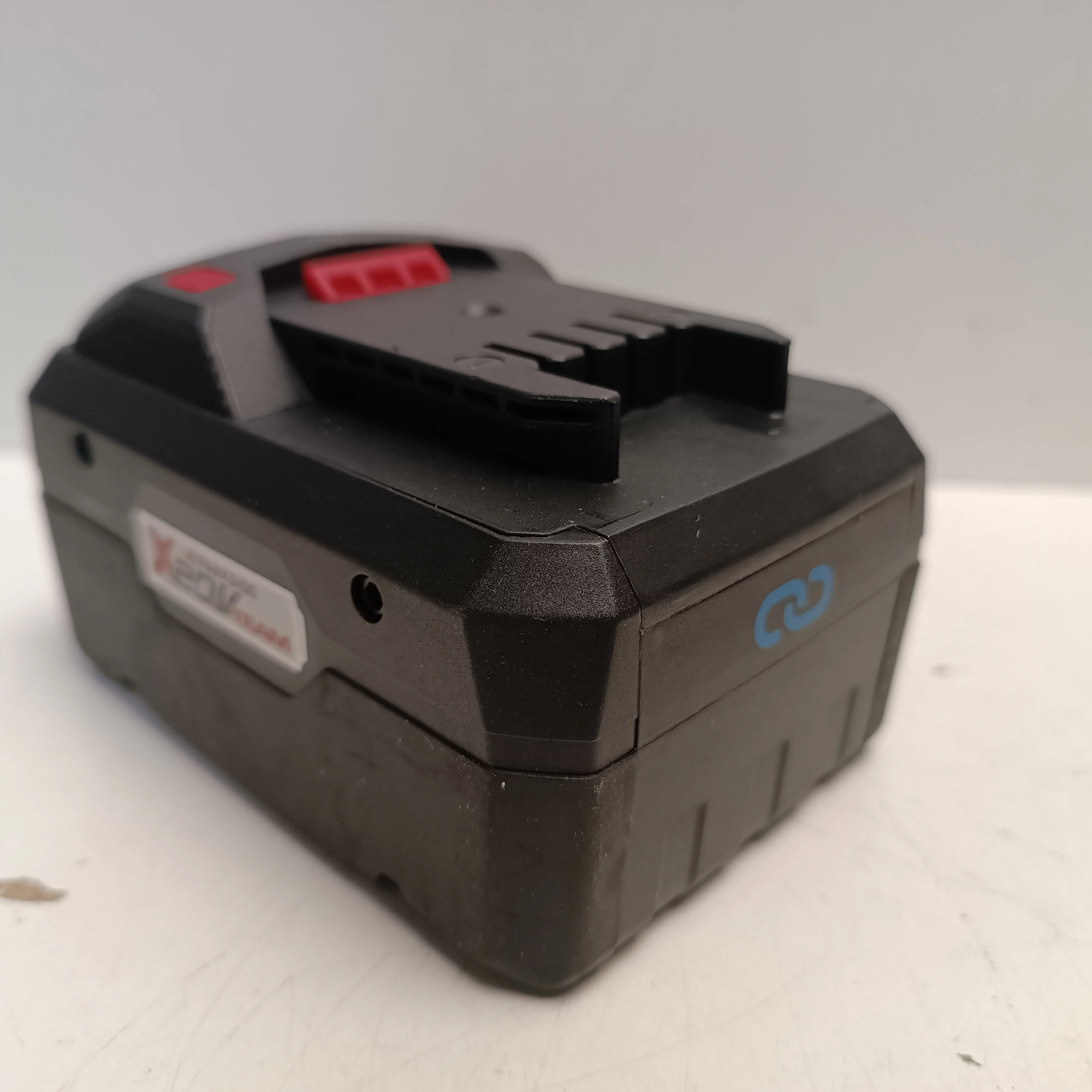 akumulator-parkside-performance-smart-20-v-8-ah-pojemnosc-akumulatora-800