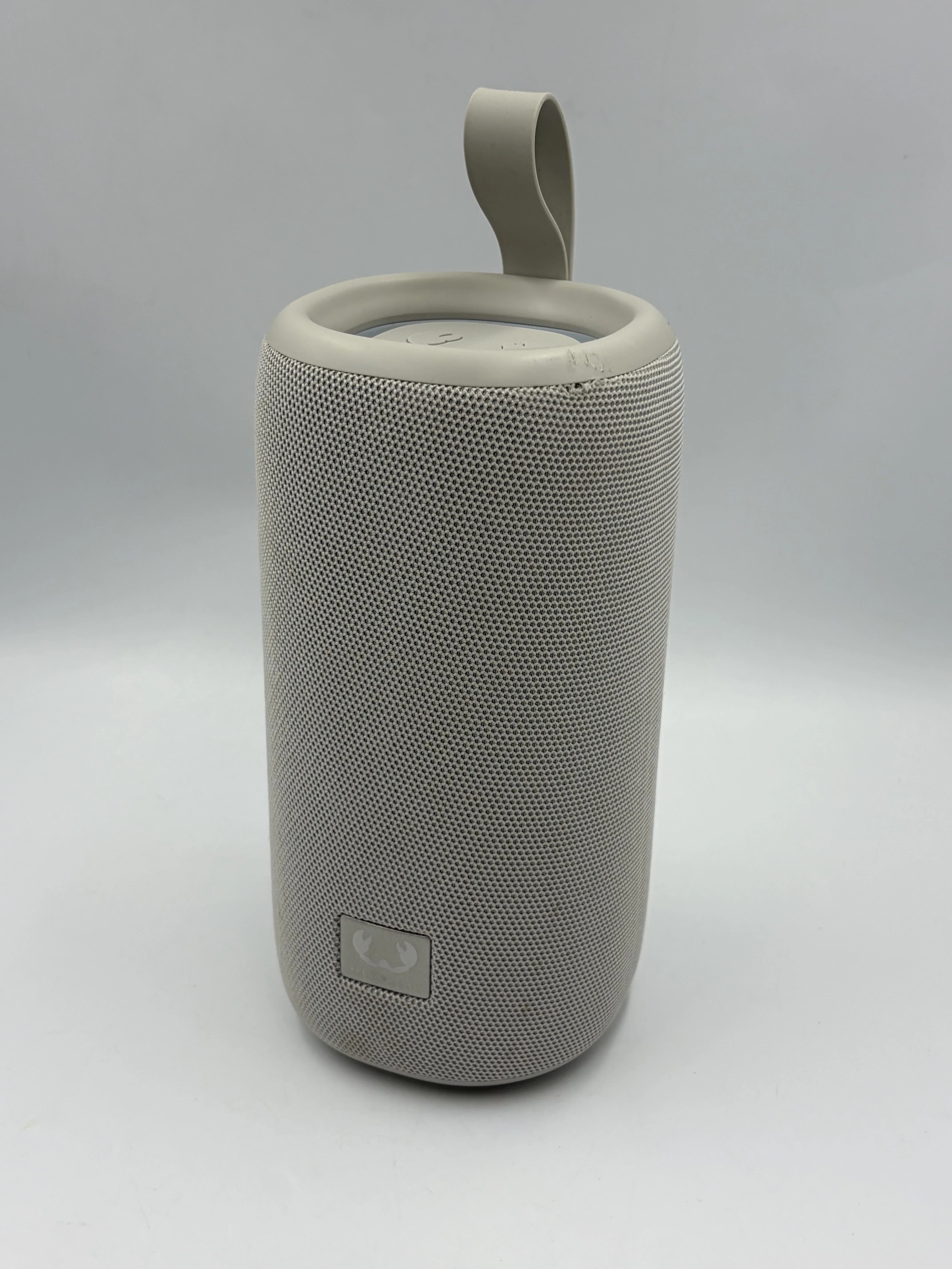 glosnik-przenosny-bluetooth-podswietlany-fresh-lebel-1arb800ig-szary-pl-jozefa-pilsudskiego-92-gniezno