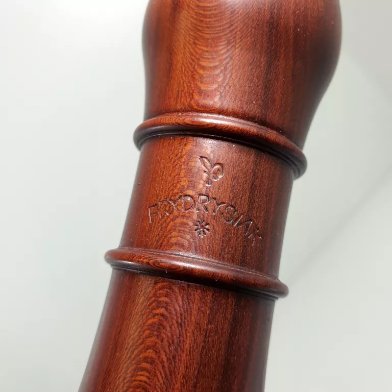 oboj-drewniany-barokowy-frydrysiak-z-akcesoriami-marka-248811-958954