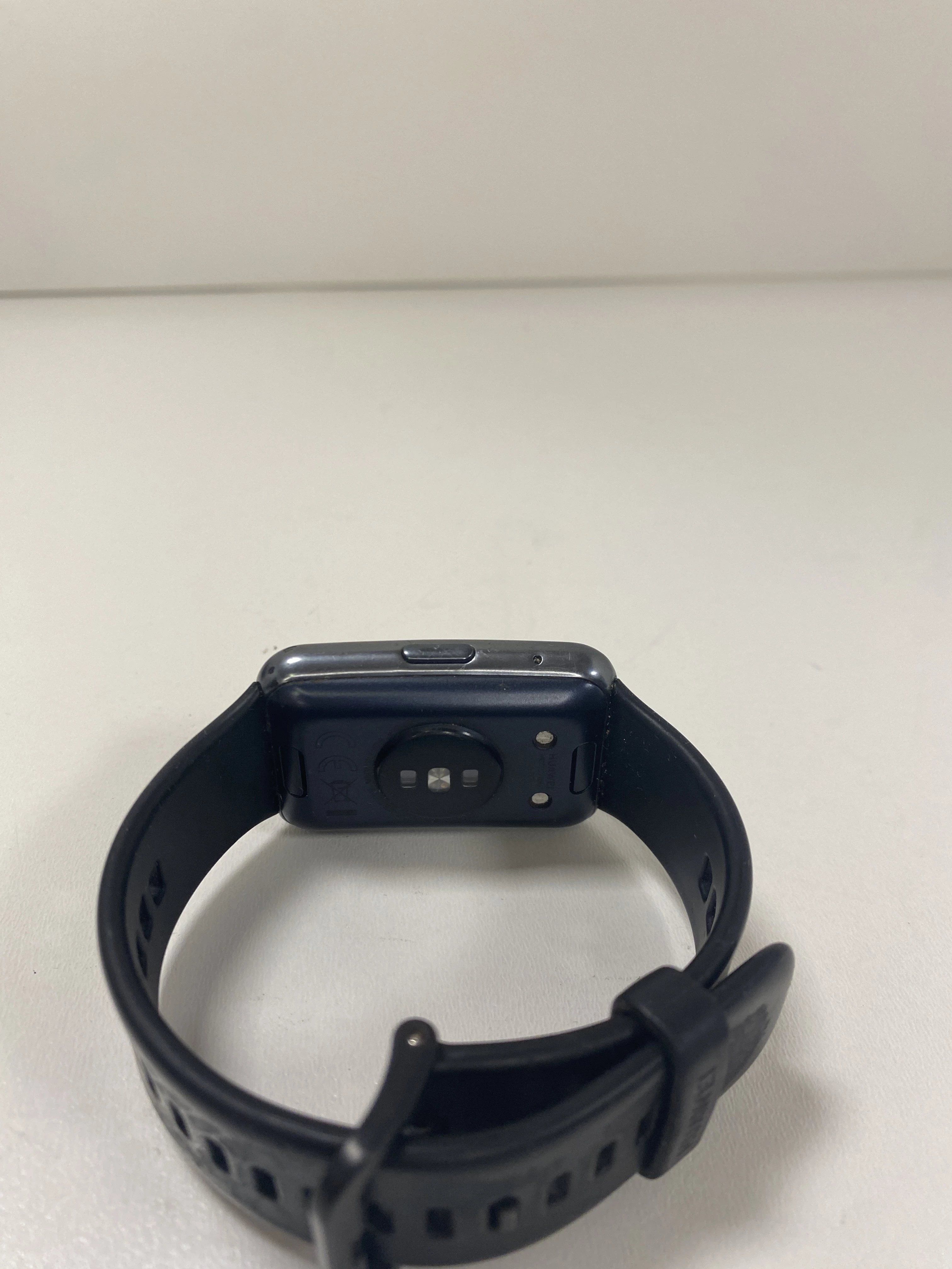 smartwatch-huawei-watch-fit-tia-b09-kolor-249512-1647417