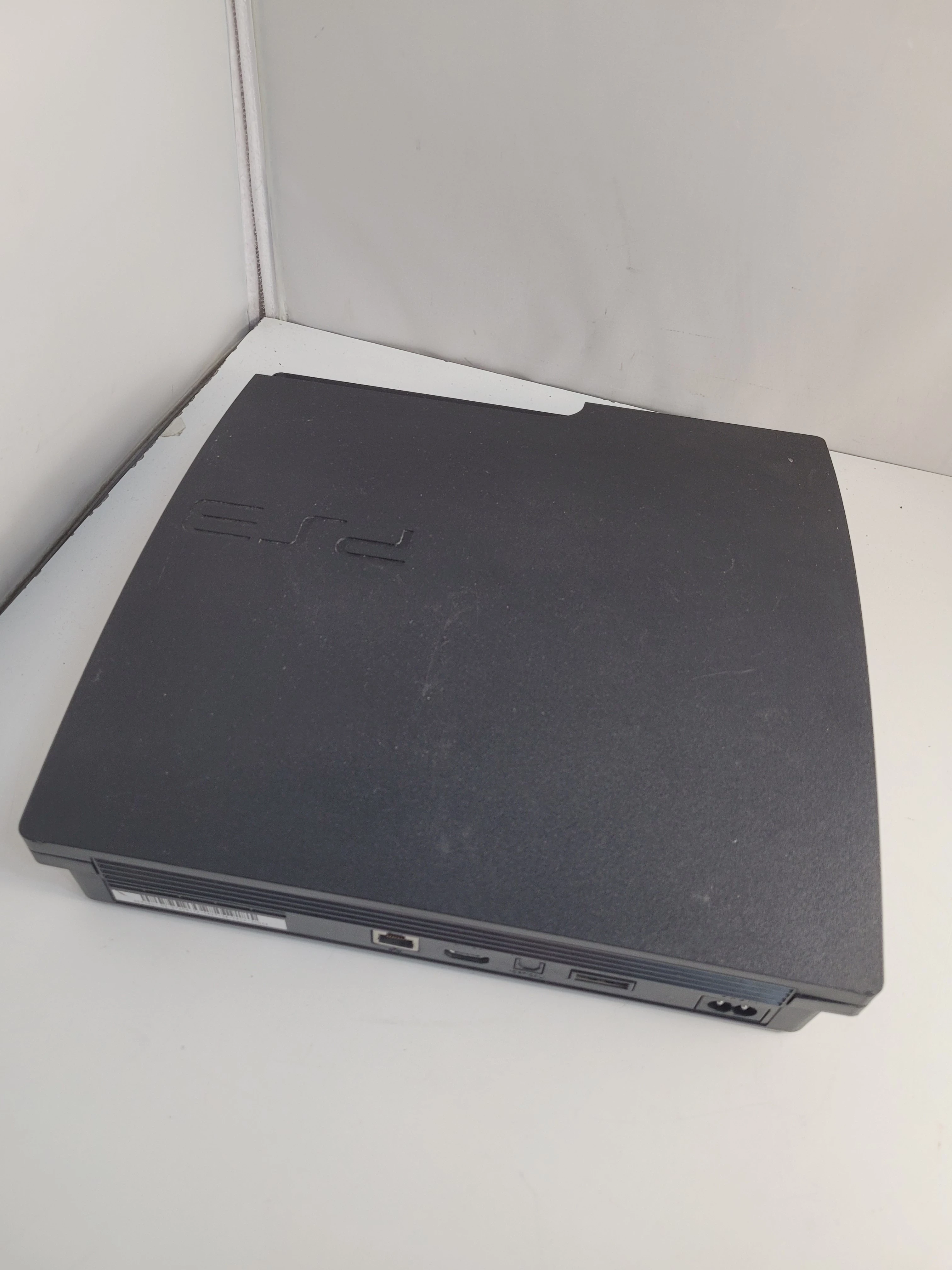 konsola-sony-playstation-3-cech-3004a-liczba-kontrolerow-w-zestawie-205994-225554